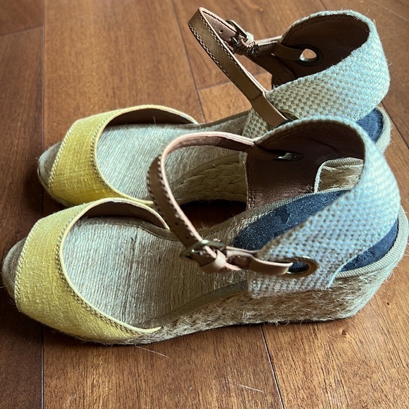 Lucky Brand -Kyndra Wedge Espadrille Sandal